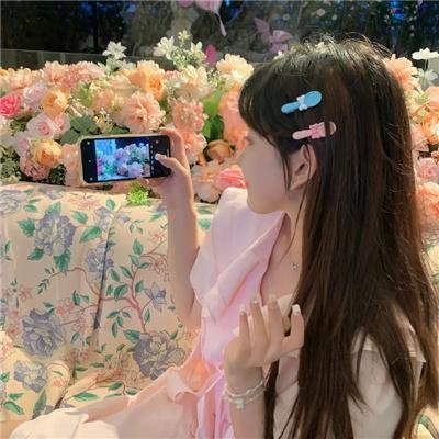 铁汉情花 在线观看