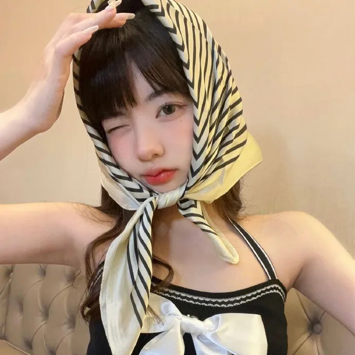 我爱你也爱他 在线观看